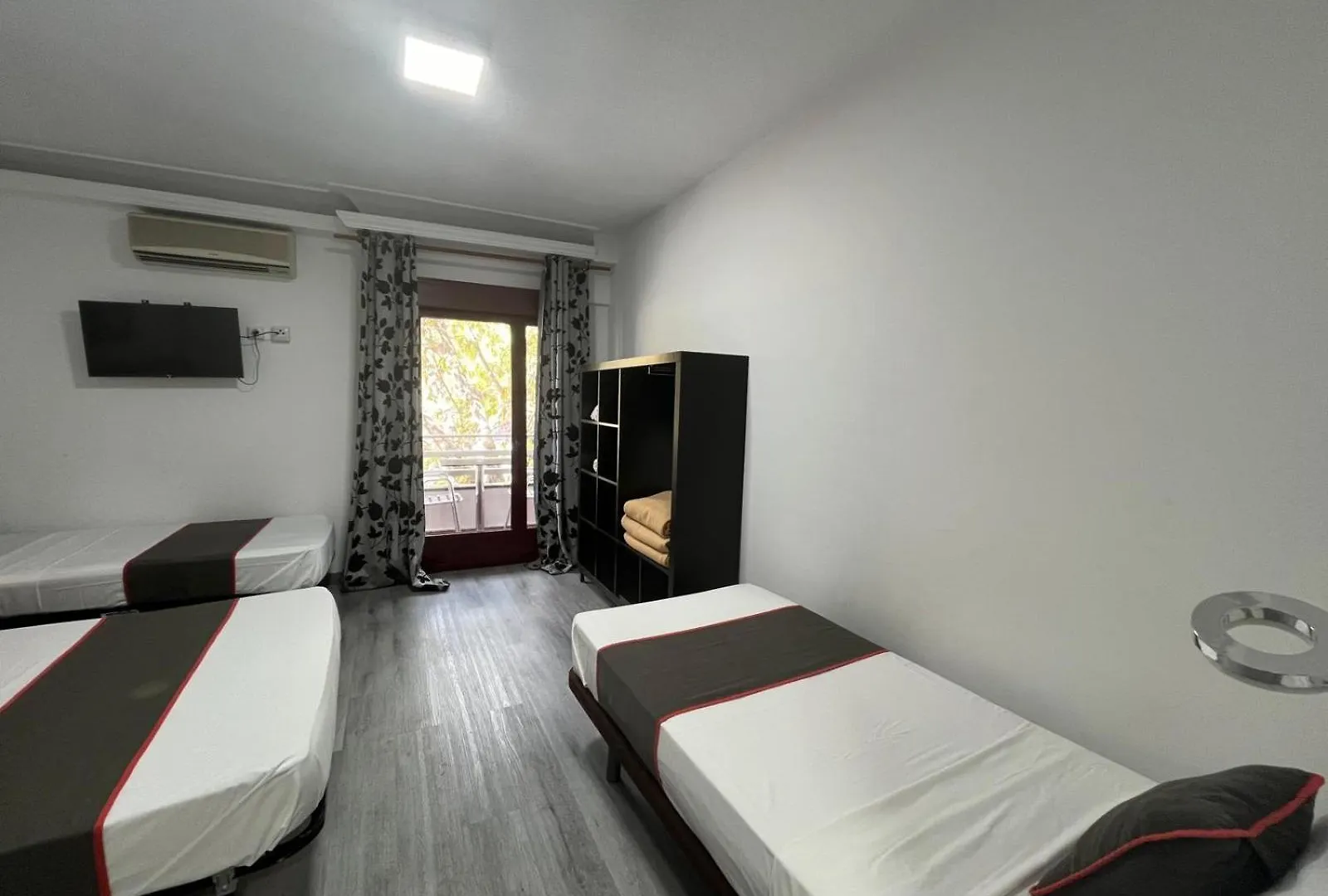 Guest house Hello Feria Hotel Madrid